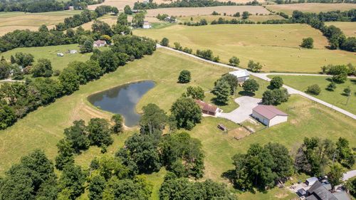 2714 Pea Ridge Rd, Waddy, KY, 40076-6199 | Card Image