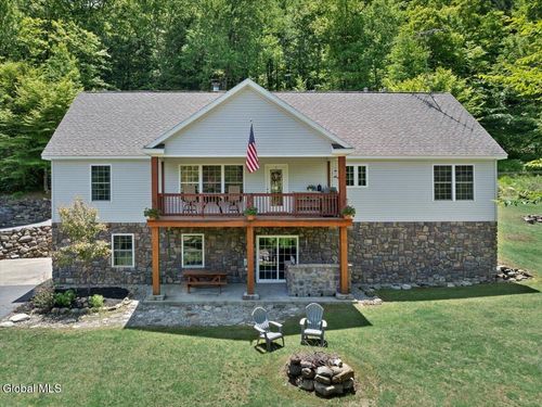 525 Crook'S Grove Road, Ballston Spa, NY, 12020 | Card Image