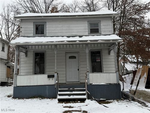 374 E Voris St, Akron, OH, 44311-1775 | Card Image