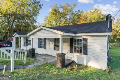 309 Samuel L Johnson Drive, House other with 3 bedrooms, 1 bathrooms and 1 parking in Jackson GA | Image 3