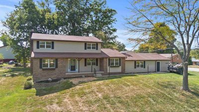 8301 Graydon Heights Drive, House other with 3 bedrooms, 2 bathrooms and null parking in Catlettsburg KY | Image 1