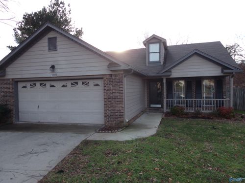 100 Tess Cir Ne, Huntsville, AL, 35811-8738 | Card Image