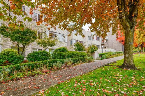 211-3624 Fraser St, Vancouver, BC, V5V4C8 | Card Image