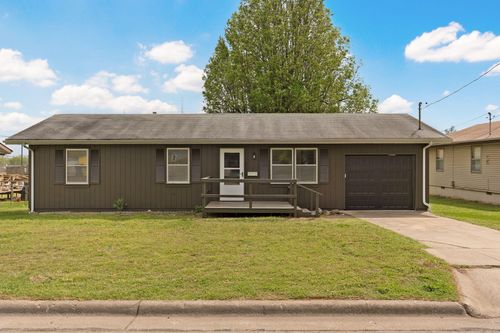2316 W Page St, Springfield, MO, 65802-4936 | Card Image