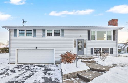 6 Quincy St, Ludlow, MA, 01056-2363 | Card Image