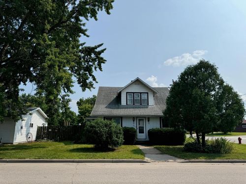 130 W Glenn Street, Prairie Du Chien, WI, 53821 | Card Image