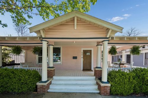 628 Woodlawn Ave, Dallas, TX, 75208-4060 | Card Image