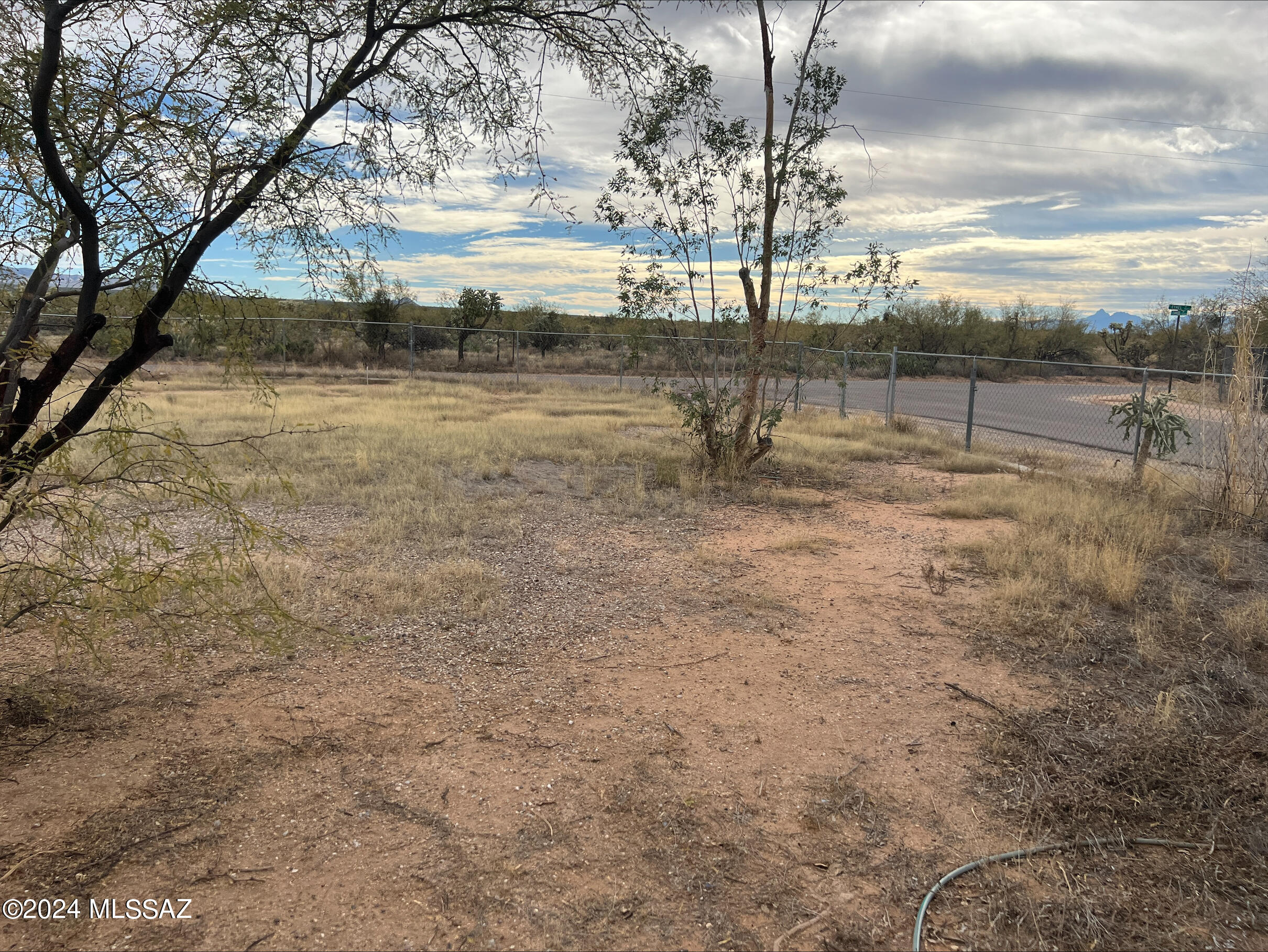 Carol Dr, Tucson, AZ 85736