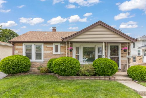 4531 Custer Ave, Lyons, IL, 60534-1631 | Card Image