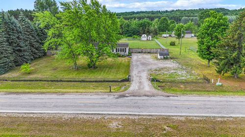 4535 Norton Rd, Grawn, MI, 49637-9802 | Card Image