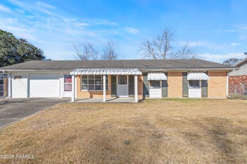 315 Belaire Drive, New Iberia, LA, 70563 | Card Image