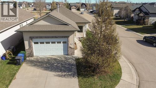 74 Jack Crescent, Red Deer, AB, T4P0B1 | Card Image