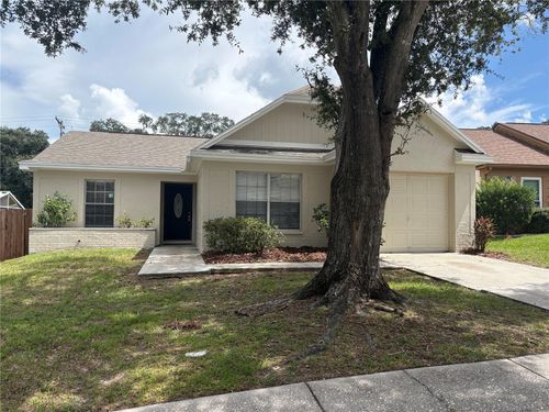 432 Regal Park Dr, Valrico, FL, 33594-3640 | Card Image