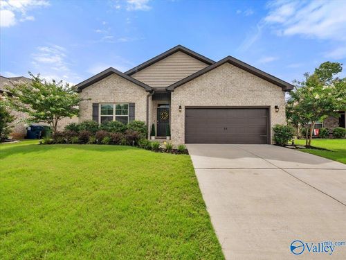331 Ivyleaf Dr Nw, Madison, AL, 35757-5909 | Card Image