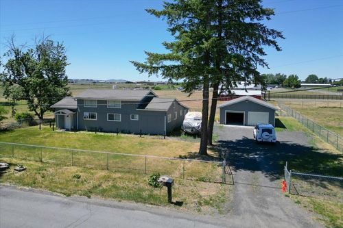 2124 S Garfield Rd, Airway Heights, WA, 99001-9721 | Card Image