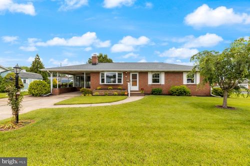 105 Juniper Cir, LINTHICUM HEIGHTS, MD, 21090-2612 | Card Image