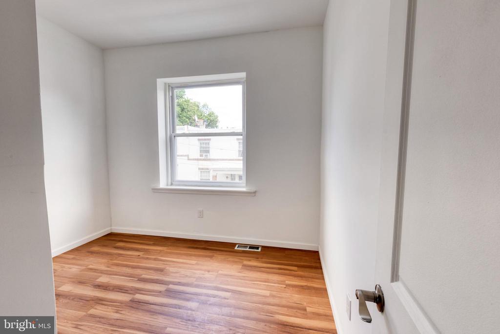 Residential in PHILADELPHIA 3