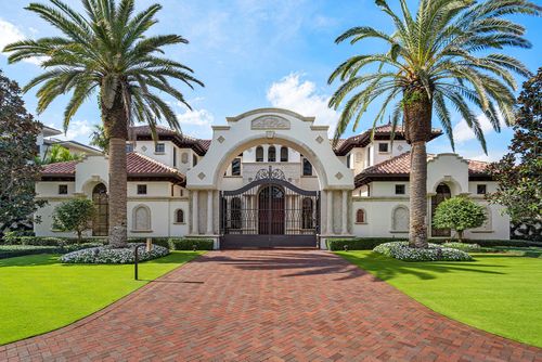 2055 Royal Palm Way, Boca Raton, FL, 33432-7447 | Card Image