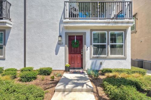 437 Carina Gln, Escondido, CA, 92025-6485 | Card Image
