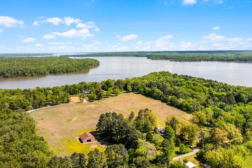 301 Killebrew Rd, Springville, TN, 38256-5012 | Card Image