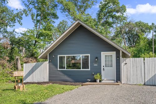 2319 294th Ave Nw, Isanti, MN, 55040-6042 | Card Image