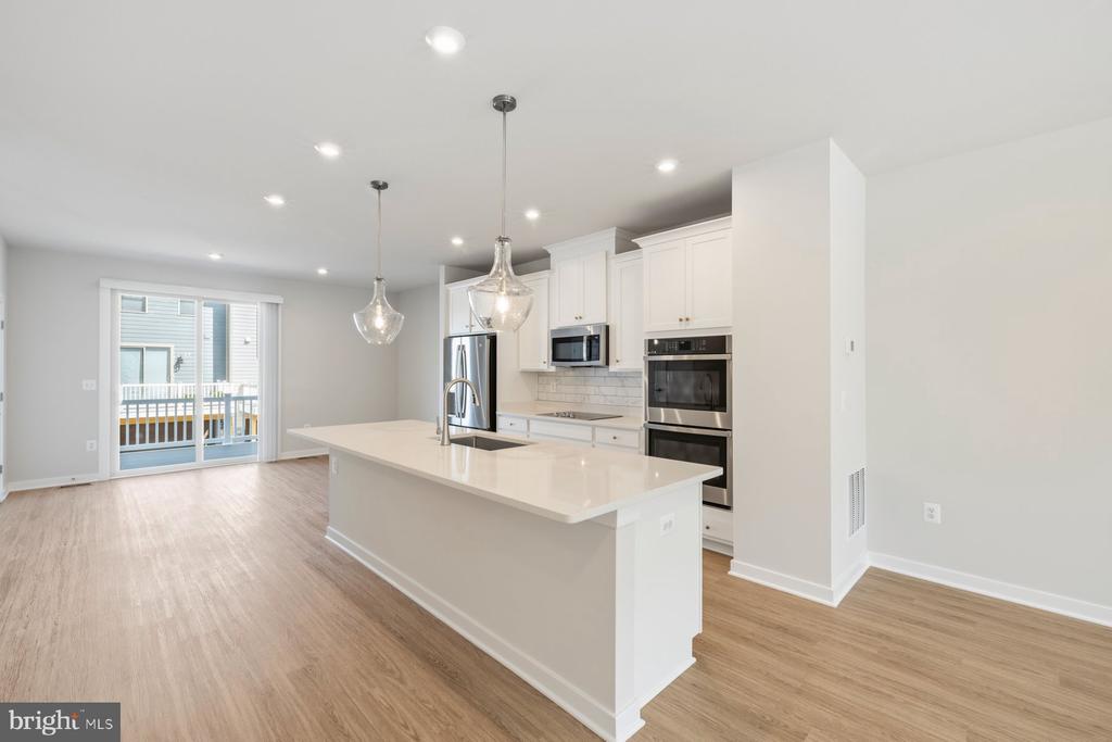 Residential Lease in WOODBRIDGE 5