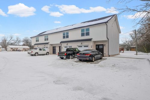 b-405 Shelby St, Clarksville, TN, 37042-6432 | Card Image