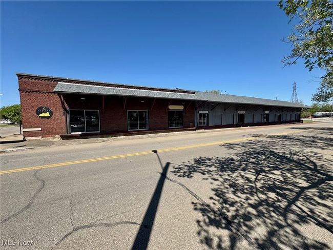 231 Market St, Home with 0 bedrooms, 0 bathrooms and null parking in Zanesville OH | Image 10