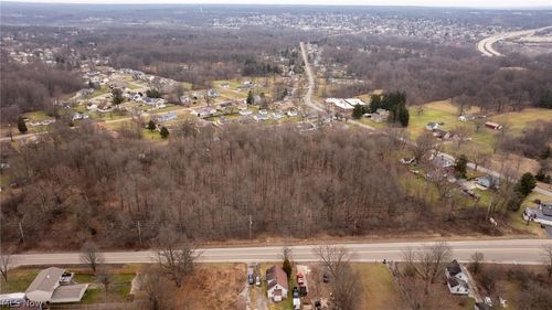 000 Salt Springs Rd, Girard, OH, 44420 | Card Image