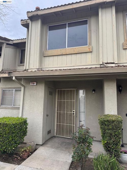 c-2116 2116 Mt. Vernon Dr., Modesto, CA, 95350-8920 | Card Image