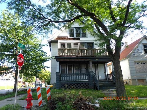 34-1232 W Ring Street, Milwaukee, WI, 53206 | Card Image