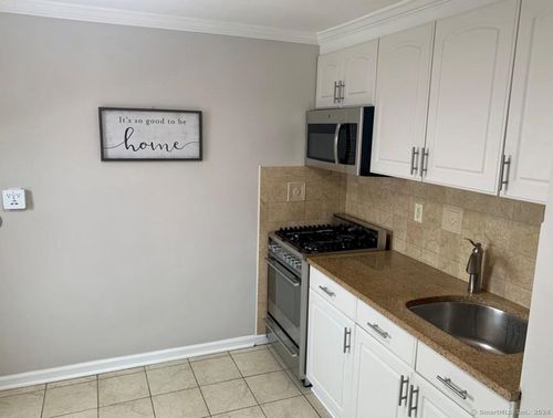 2-1070 E Main Street, Stamford, CT, 06608 | Card Image