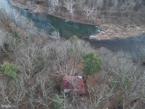 30 Cavalier Way, GREAT CACAPON, WV, 25422 | Card Image