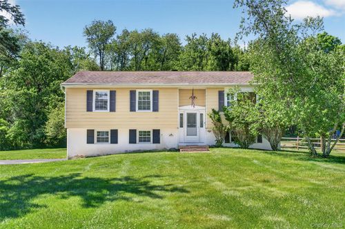 6 Keith Pl, Campbell Hall, NY, 10916-3016 | Card Image
