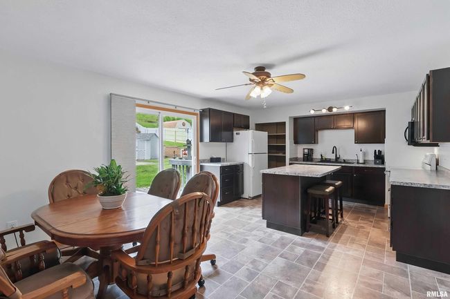 21704 283 Rd Ave, House other with 4 bedrooms, 3 bathrooms and null parking in Le Claire IA | Image 27