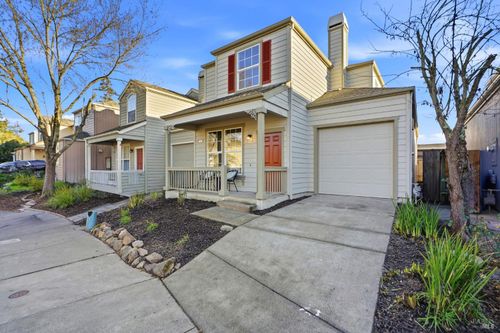 1740 Cork Tree Ln, Santa Rosa, CA, 95404-5600 | Card Image