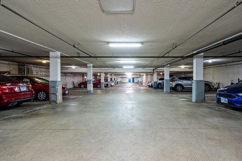 apt-13-490 River Rd, Manchester, NH, 03104-1936 | Card Image