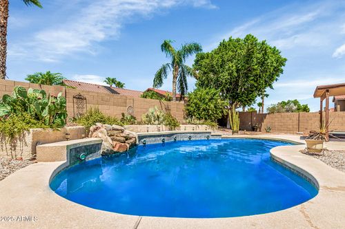 10548 E Balmoral Ave, Mesa, AZ, 85208-8780 | Card Image