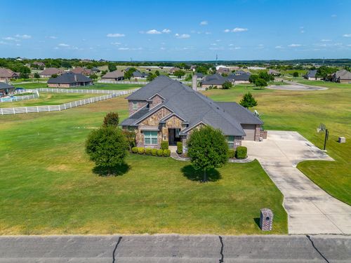 105 Legacy Downs Dr, Fort Worth, TX, 76126-5711 | Card Image