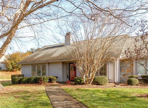 4420 Cove Cay Ln, Greensboro, NC, 27410-7913 | Card Image