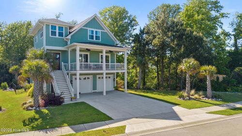 352 Summerhouse Dr, Holly Ridge, NC, 28445-6003 | Card Image