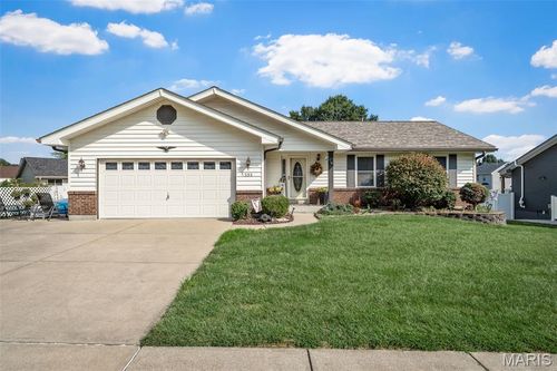 355 Birmingham Dr, O Fallon, MO, 63366-7414 | Card Image