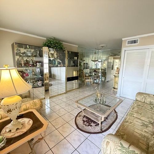 104-6 Abbey Ln, Delray Beach, FL, 33446-1645 | Card Image