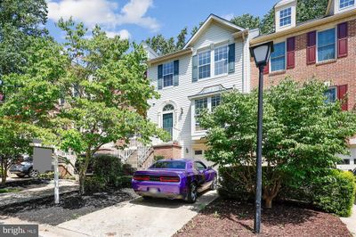 2827 Thickett Way, Townhouse with 3 bedrooms, 3 bathrooms and null parking in OLNEY MD | Image 2