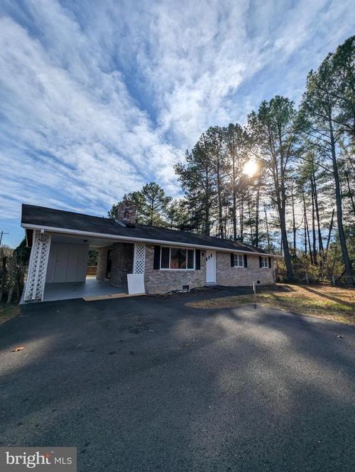 8105 Devlin Rd, BRISTOW, VA, 20136-1163 | Card Image