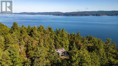 1456 Nose Point Rd, House other with 4 bedrooms, 3 bathrooms and 3 parking in Salt Spring Island BC | Image 2