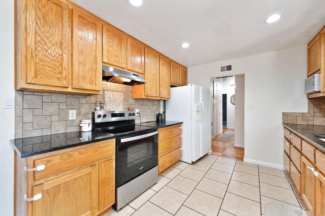 7070 Dolan Way, House other with 3 bedrooms, 2 bathrooms and null parking in Citrus Heights CA | Image 6