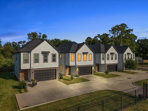 13415 Scott St, Houston, TX, 77047 | Card Image