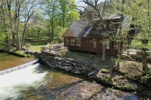 1987 Denning Rd, Claryville, NY, 12725-5234 | Card Image