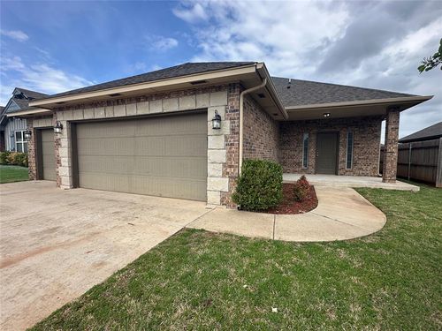 8017 Nw 160th Ter, Edmond, OK, 73013-3355 | Card Image
